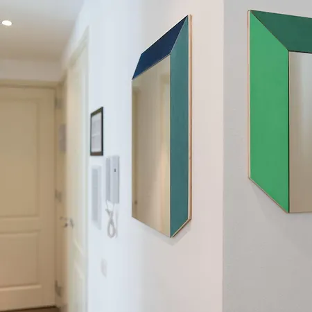 Urban Gerard Dou Apartment